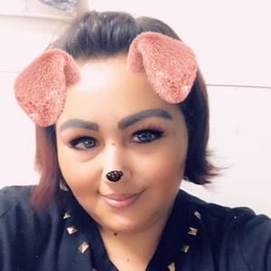 Meet your Posher, Camerina